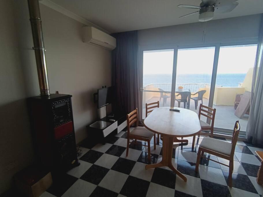 Апартаменти Poseidons Seaview Penthouse Марсалфорн Екстер'єр фото